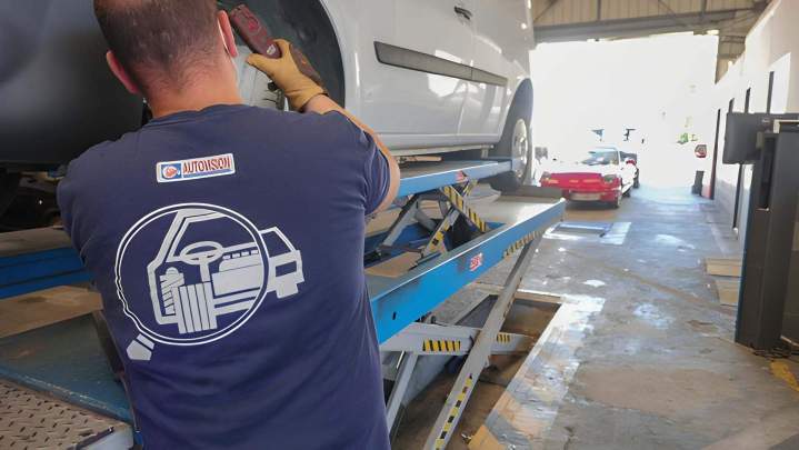Inspection minutieuse de votre voiture Anglet